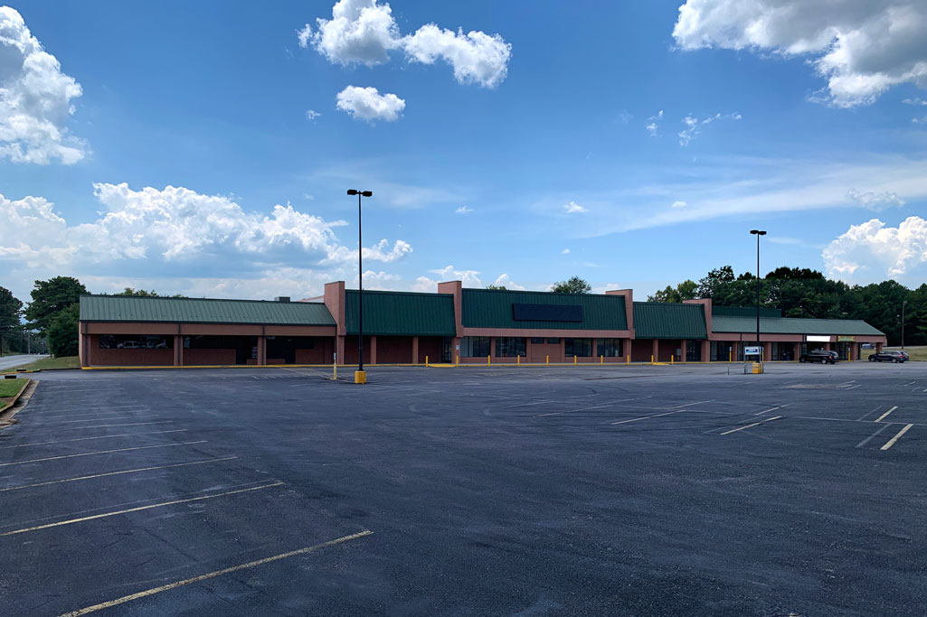 Greenbrier Shopping Center | Anniston, AL – DeThomas Investments